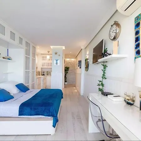 Apartment Estudio-primera Linea De La Playa